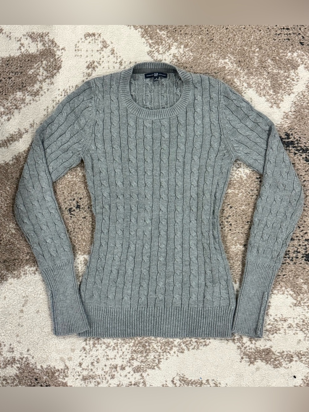 Gap Preppy Cable Knit Women’s Sweater